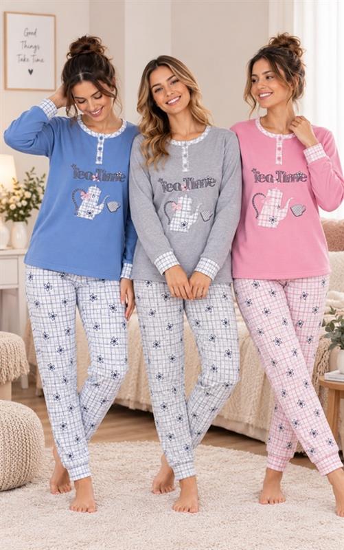 25057 Pijama de mujer felpado con pantalón de cuadros y estampado floral