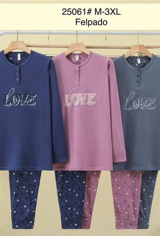 25061 Pijama afelpado con dibujo para mujer