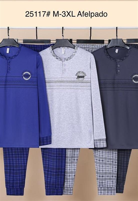 25117 Pijama afelpado con dibujo para hombre.