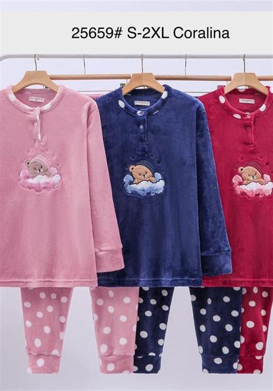 25659 Pijama de coralina estampado.
