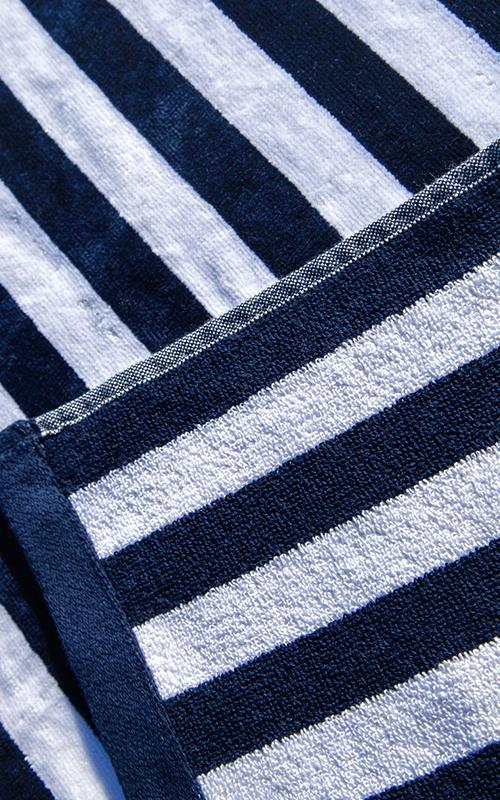 06507-5 Toalla playera jacquard estampado marinero.