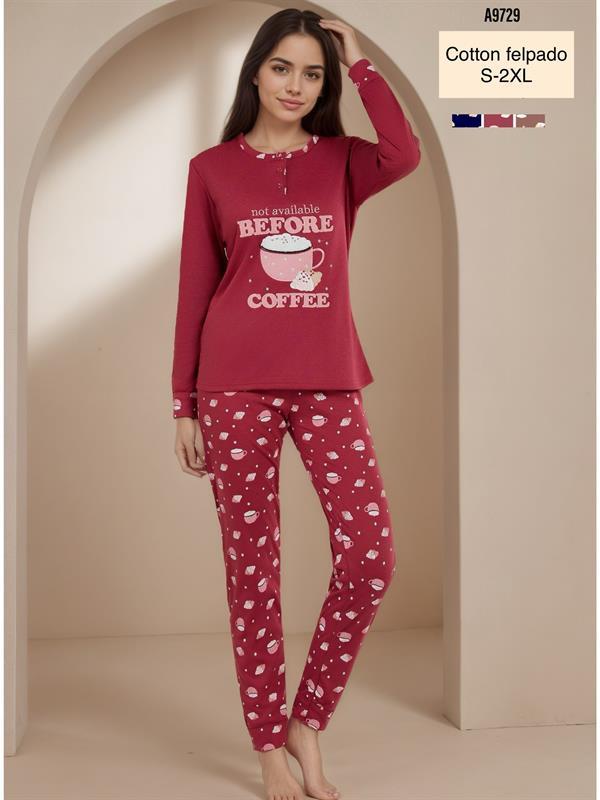 A9729 Pijama estampado con dibujo para mujer.