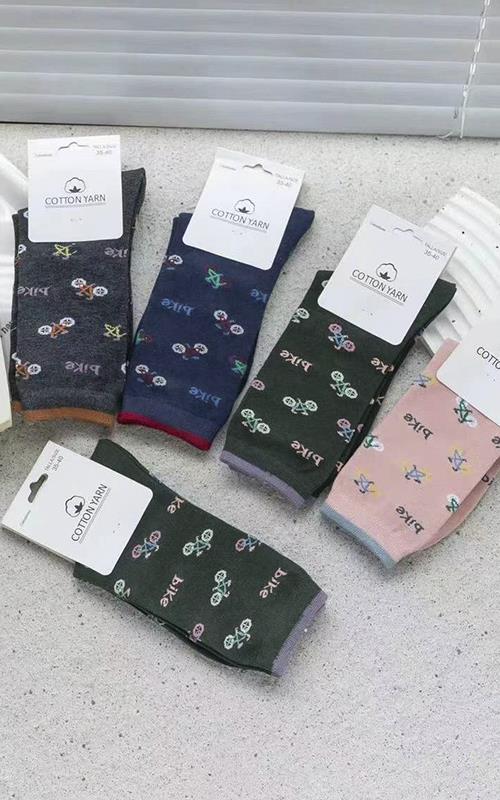 3371 Calcetín de algodón estampado para mujer